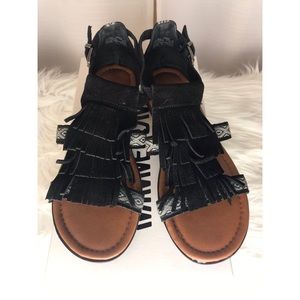 New Minnetonka Maui Sandals